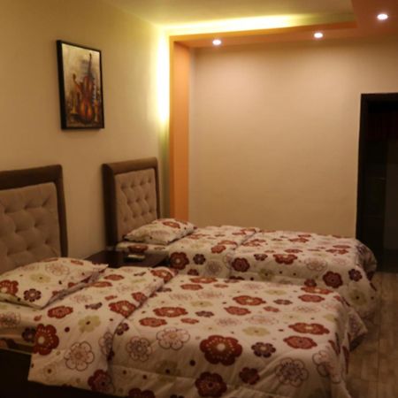 Al Riyati Hotel Apartments Áqaba Habitación foto